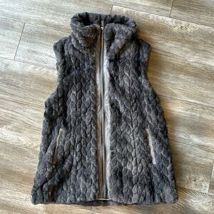 NWT Catherine Malandrino Faux Fur Vest